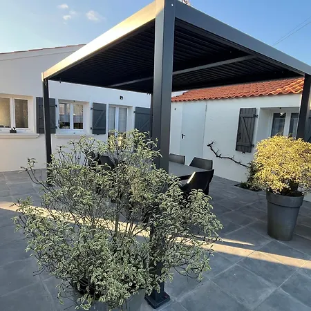 Сasa de vacaciones La Maisonnee